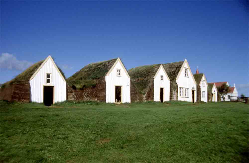 Islandia 172 - Glaumbaer - 1997.jpg